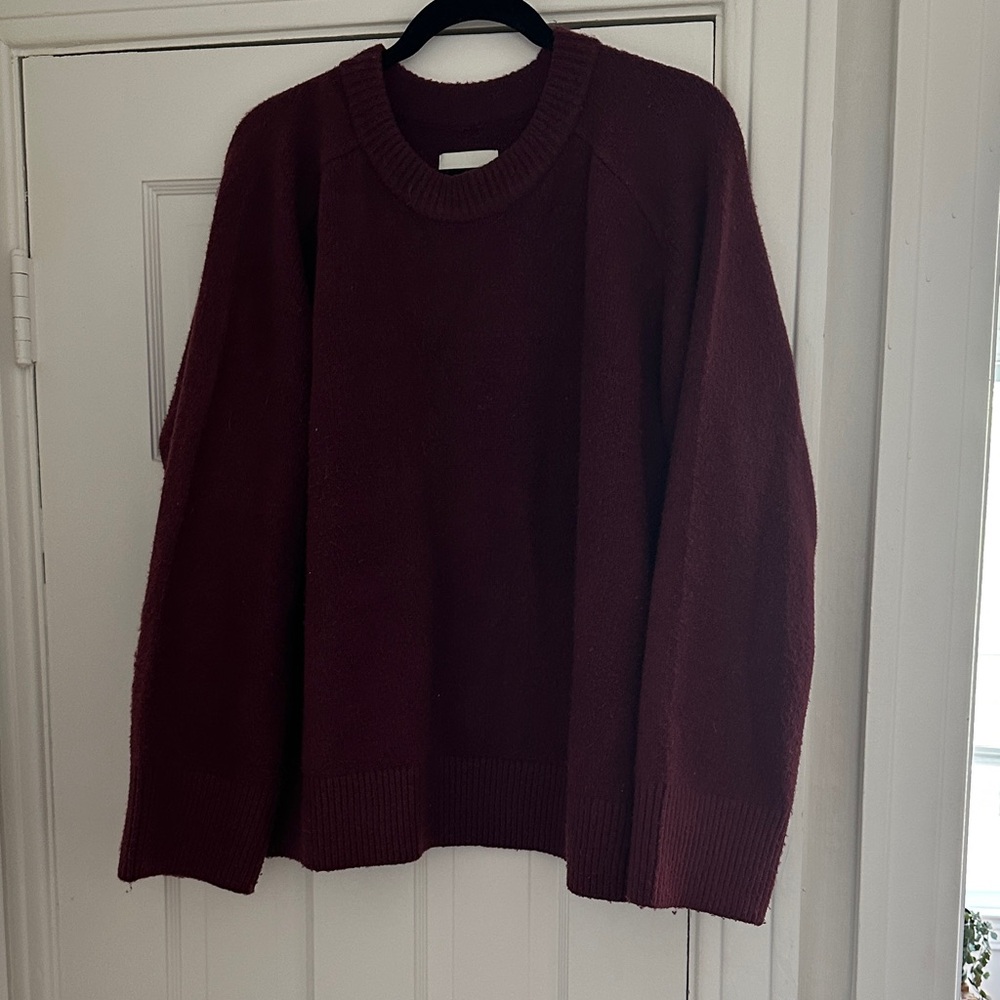 Abercrombie & Fitch Burgundy Ribbed Crewneck Sweater
